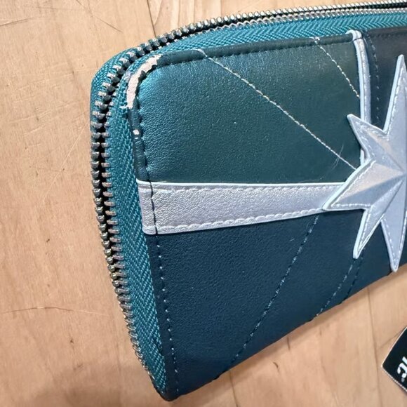 Loungefly Captain Marvel Krull Backpack Plus Bonus Wallet - Picture 7 of 10